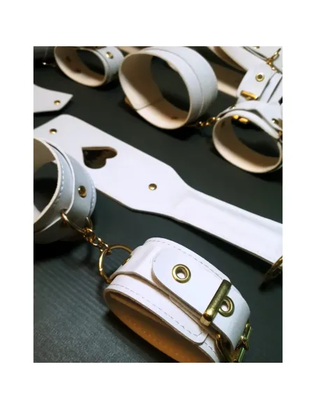 Kit luxury blanco y herrajes dorados 8 piezas | Infarta fetish | Kits
