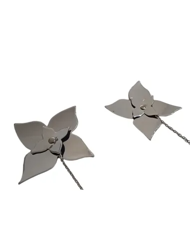 Pezoneras flor plateada con cadenita | Infarta fetish | Pezoneras