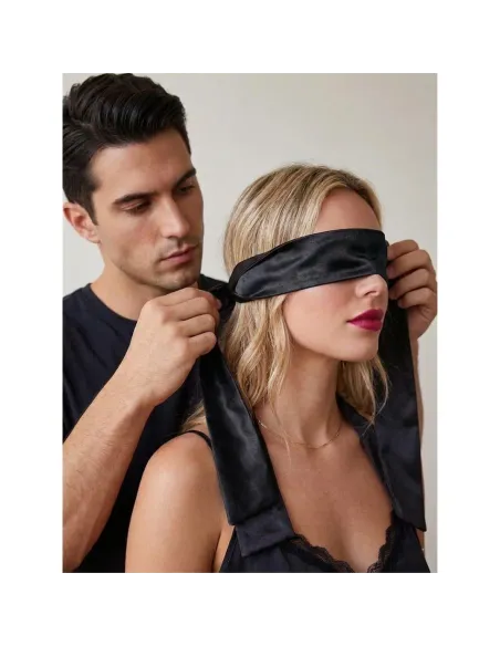 El lazo prohibido - saten elastizado negro | Infarta fetish | Esposas