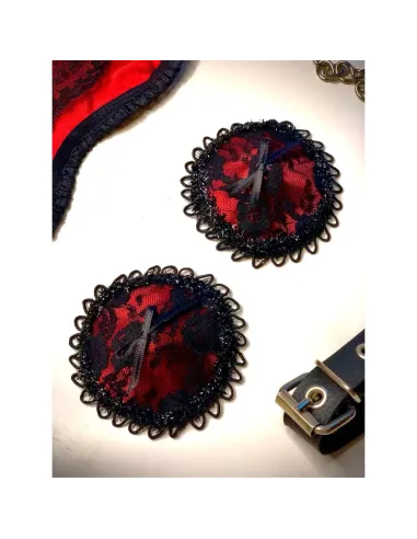 Atractivas pezoneras de raso y puntillas en rojo pasión | Infarta fetish | Descuentos y promociones