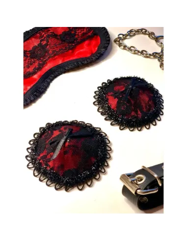 Atractivas pezoneras de raso y puntillas en rojo pasión | Infarta fetish | Descuentos y promociones