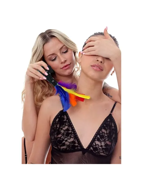 Pluma lgbt | Infarta fetish | Accesorios y outfits