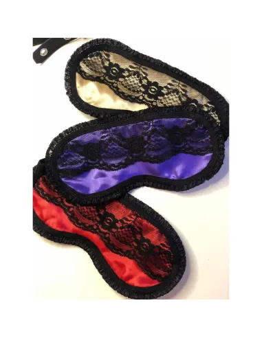 Antifaz de raso y puntillas en rojo pasión | Infarta fetish | Máscaras y antifaces